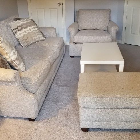 Havertys Hayworth Chaise - paid $1399.00 for Sale in Clearwater, FL -  OfferUp