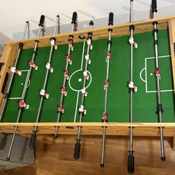 SOCCER TABLE FOOSBALL TABLE 