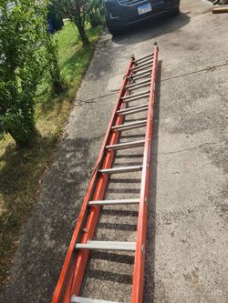 Extension Ladder up to 32 ft