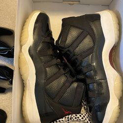 Air Jordan Retro 11 72-10 Size 9.5