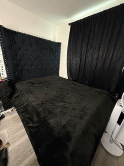 Queen size bed
