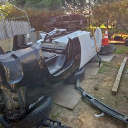 2 Chevey Beds Off a 2008