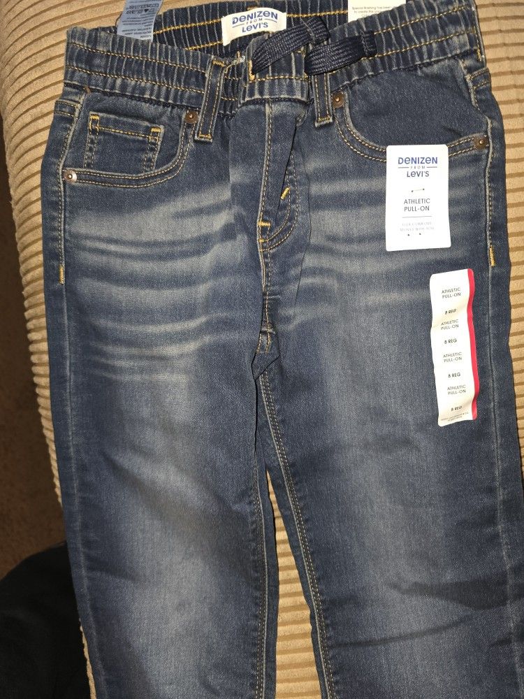Boys size8 new Levi's reg.19.99 see all pics smoke free home https://offerup.comNEW son won't wear jeans Parma