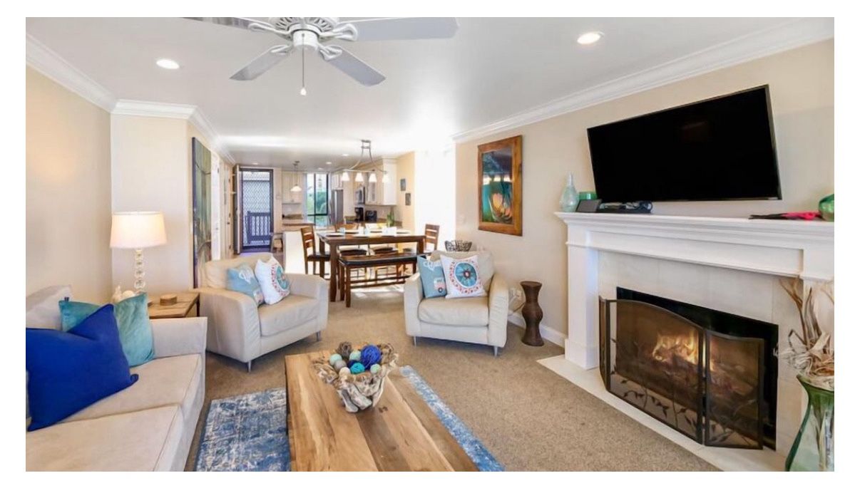 2 Chairs, Coffee Table, Sofa