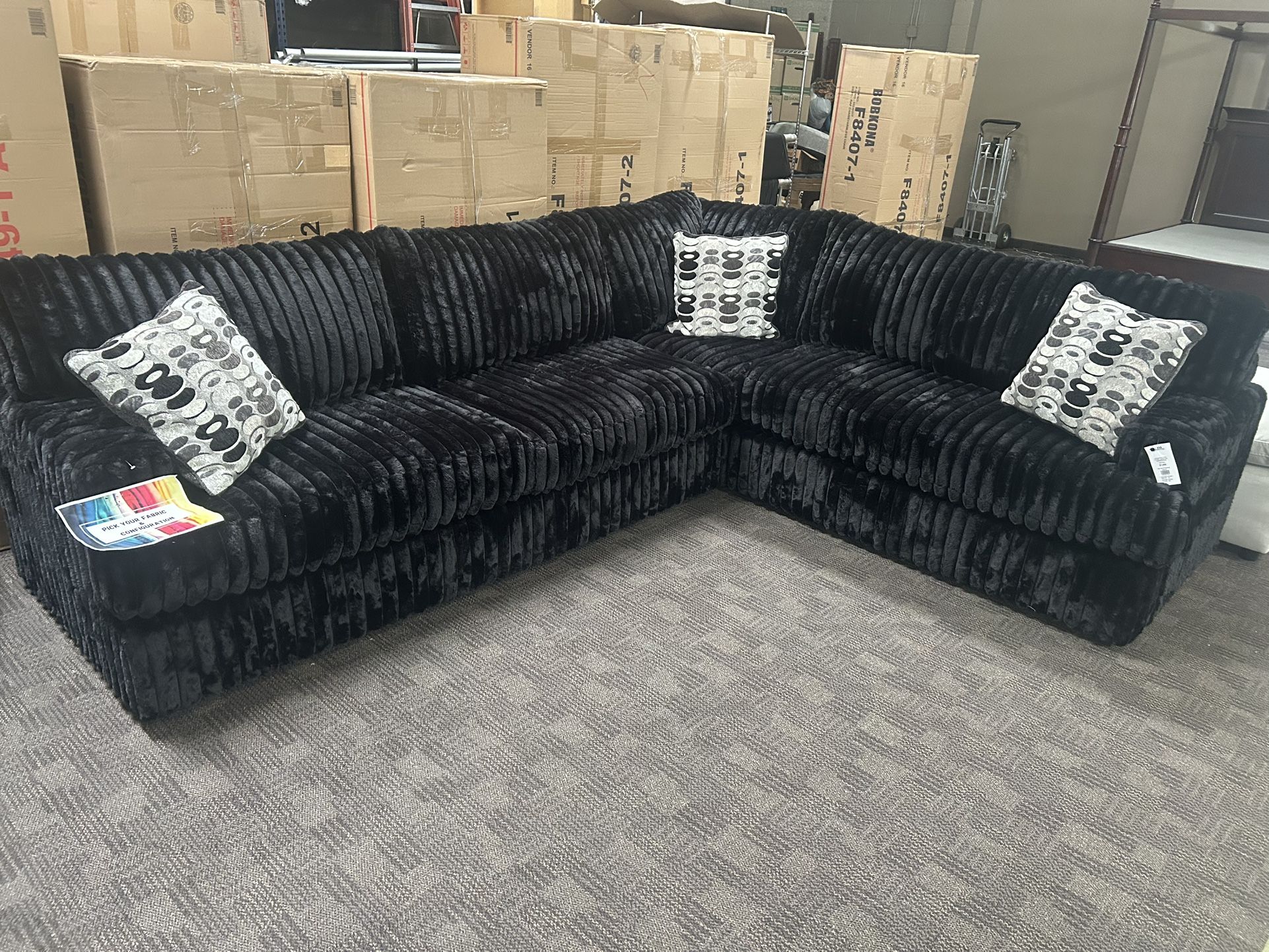 Large Comfy Black Sectional 