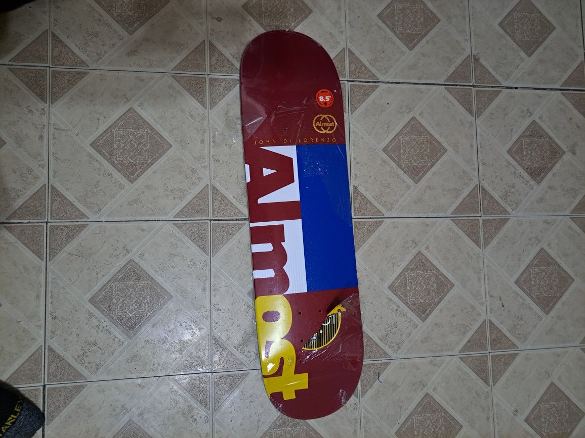 ALMOST SKATEBOARDS JOHN DI LORENZO PRO MODEL THE IVY LEAGUE LOGO IMPACT SKATEBOARD DECK SIZE 8.5
