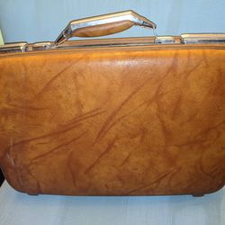 Vintage Retro Louis Vuitton briefcase Mint Condition for Sale in Irvine, CA  - OfferUp