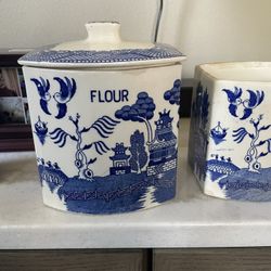 Rare Vintage Blue Willow Canister Set 