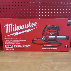 Milwaukee M18 Cordless 2 -speed Grease Gun 