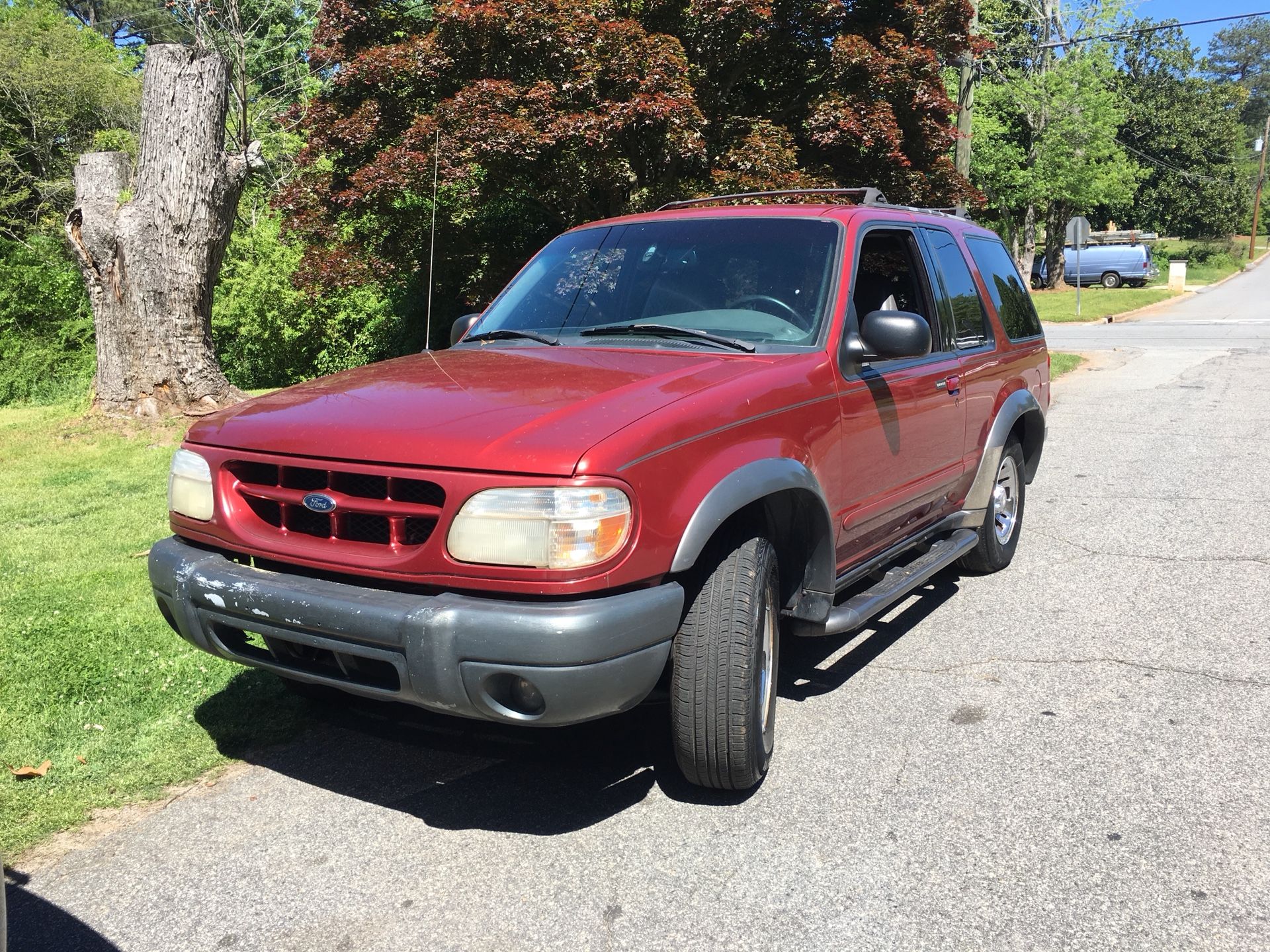 2000 Ford Explorer