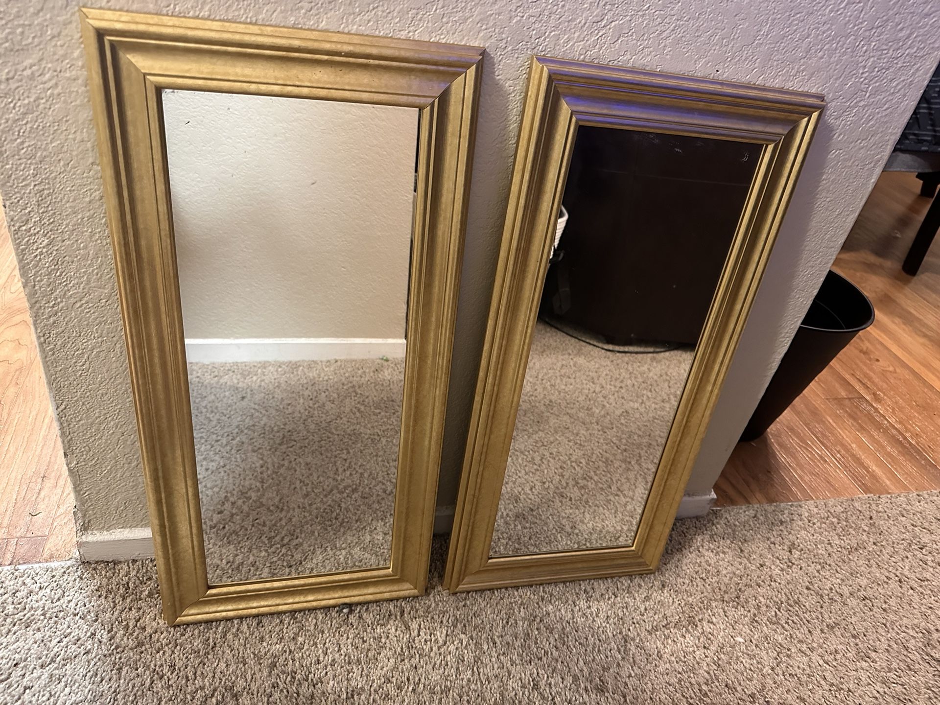 Two Mirror 
