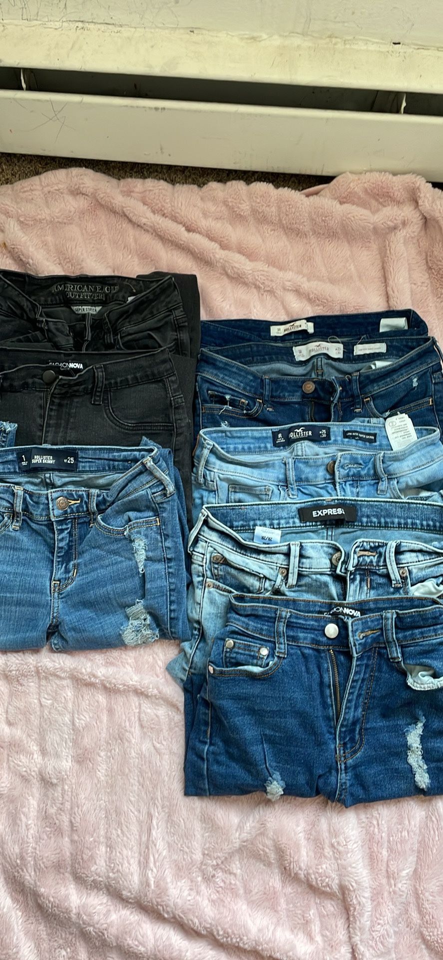 Name Brand Women’s And Men Jeans