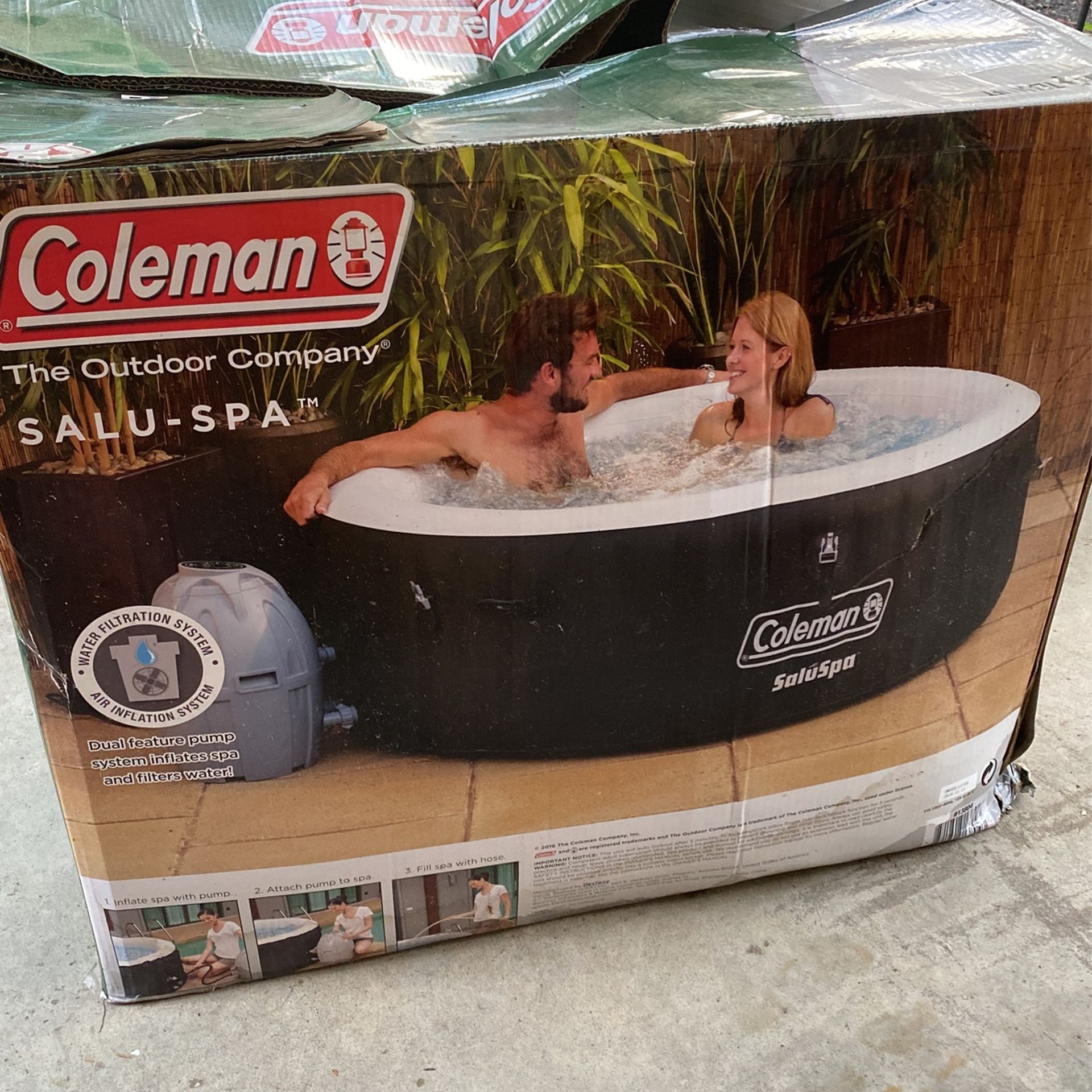 Saluspa Inflatable Hot Tub