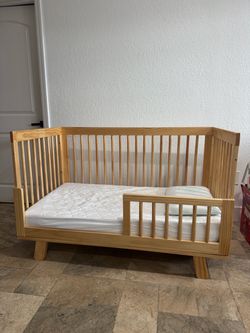 Babyletto Hudson 3-in-1 Convertible Crib + Mattress & Toddler Kit
