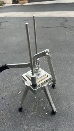 VEVOR Commercial French Fry Cutter - Excellent Condition
