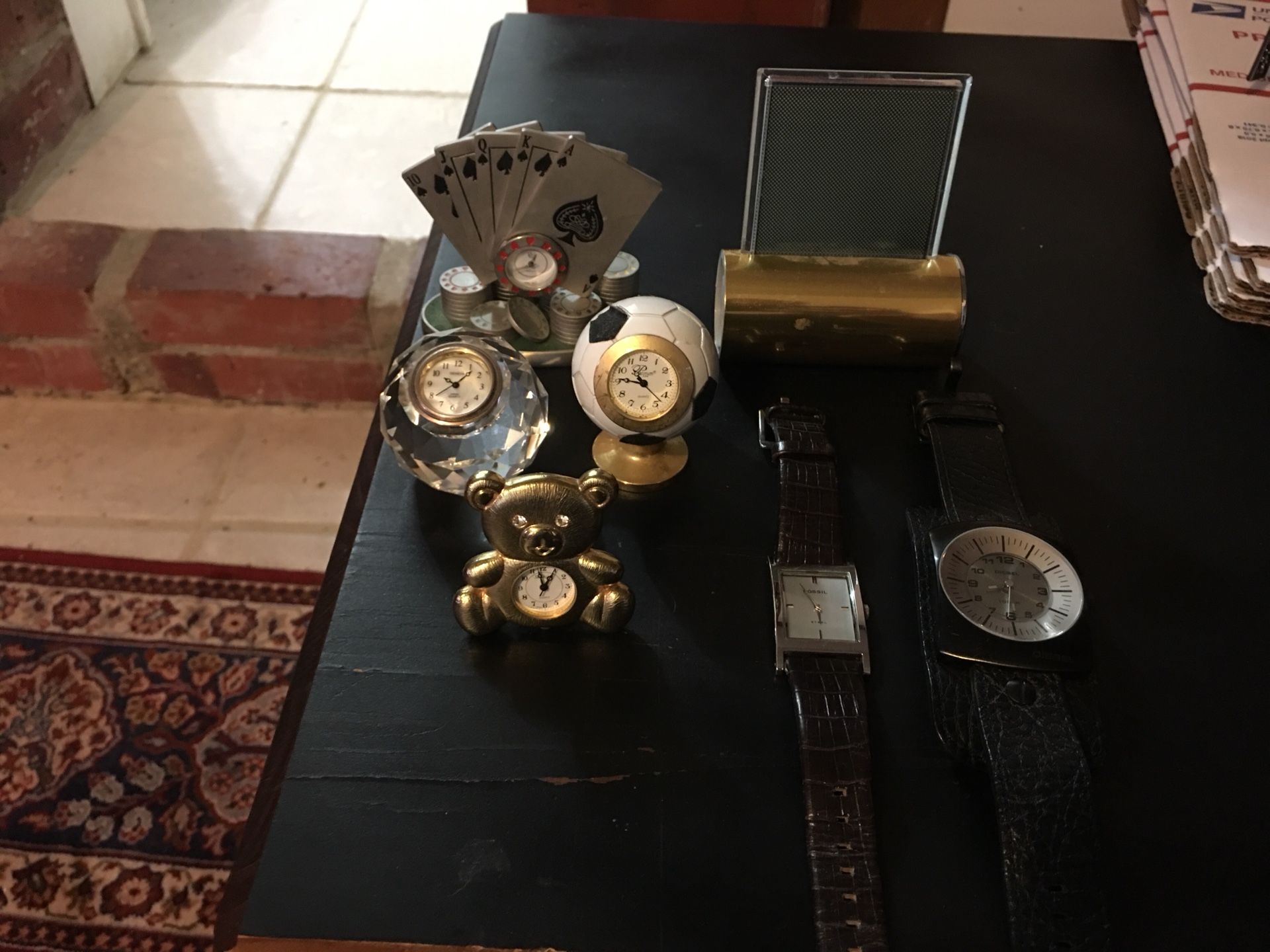 Watches/ clocks