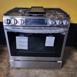 LG InstaView 5 Burner Gas Slide In Stove With Air Fry 30 Wide TO5U