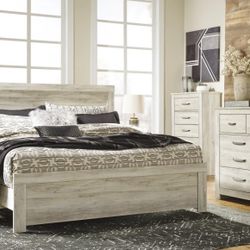 Bellaby Whitewash Panel Bedroom Set

