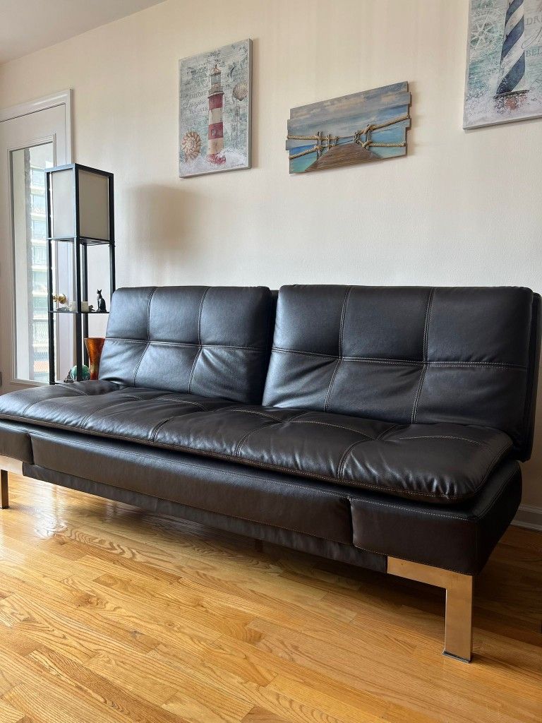 Couch Sleeper Fouton/ Euro Lounger