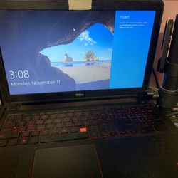 DELL 15-5576 AMD FX-9830P radeon R7, 12GB RAM laptop