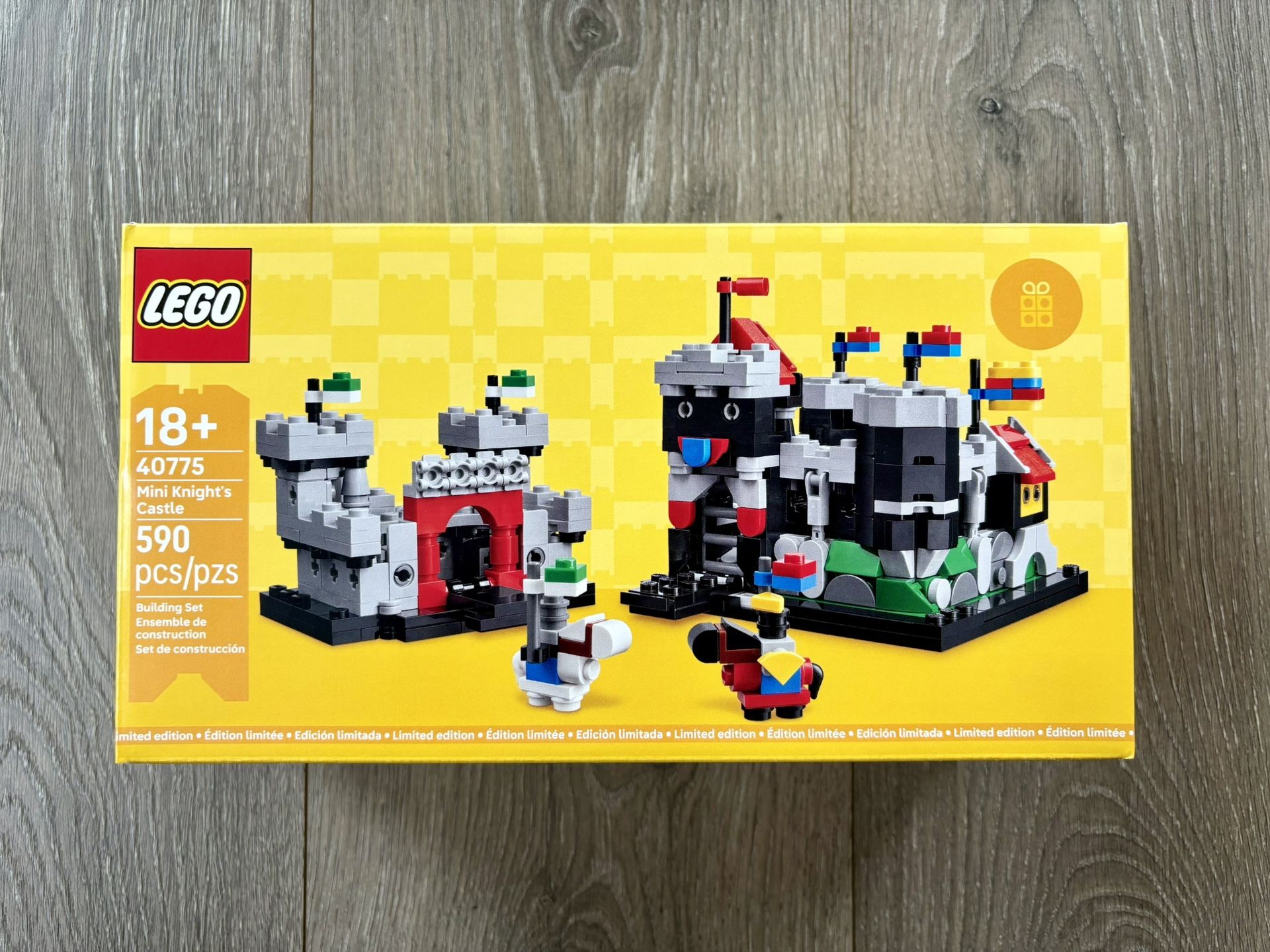 New LEGO Mini Knight’s Castle 40775, Limited Edition