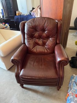 Recliner sofa