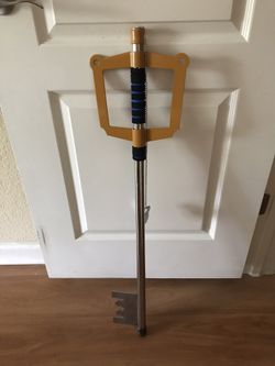 Kingdom Hearts Replica Metal Keyblade 35in Long