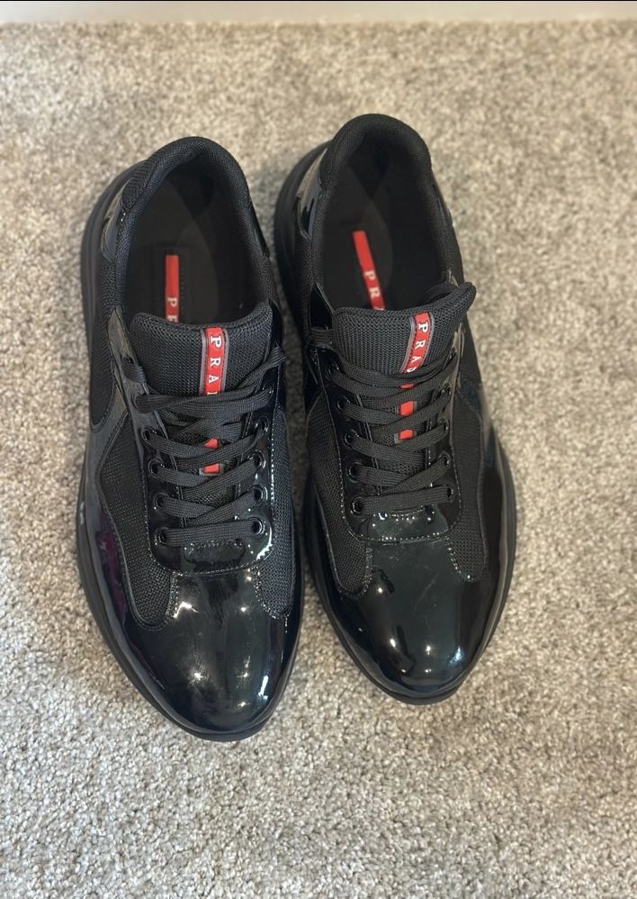 Black Prada Cups