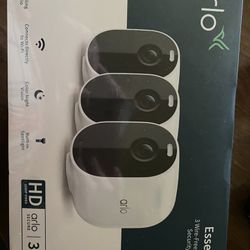 Brand New In The Box 3 Piece Camera System By ARLO