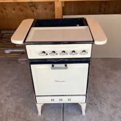1(contact info removed) Excellent condition Gas stove
