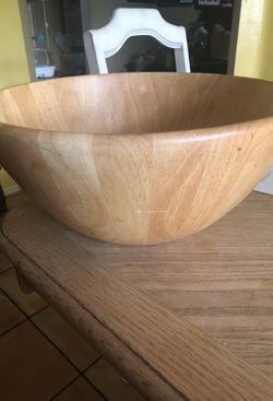 Wood bowl