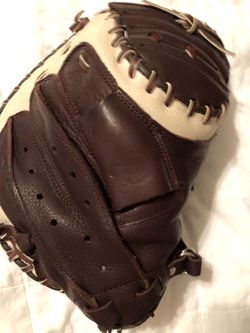 Catcher Glove