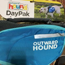 NEW- 2- Medium DOG 30-55lbs. Outward Hound DayPak