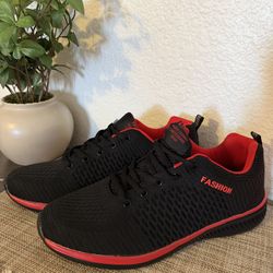 Men running shoes size 11 ✨new