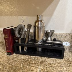 Mixology Cocktail  Kit 