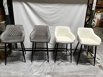 Brand New Set of 2 Barstool with Velvet Seats 