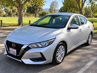 Nissan Sentra Silver 4-Door Sedan