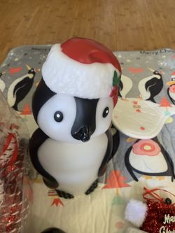 Penguin Christmas Deco