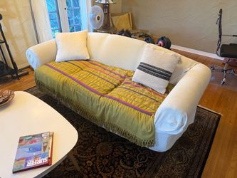 Couch in good shape! 6.5’ Long