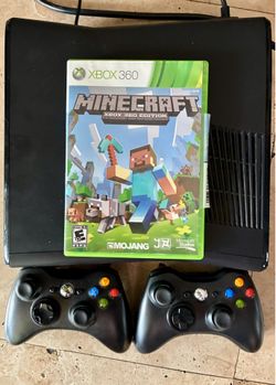 Xbox 360 Console Bundle with 2 Controllers and Minecraft