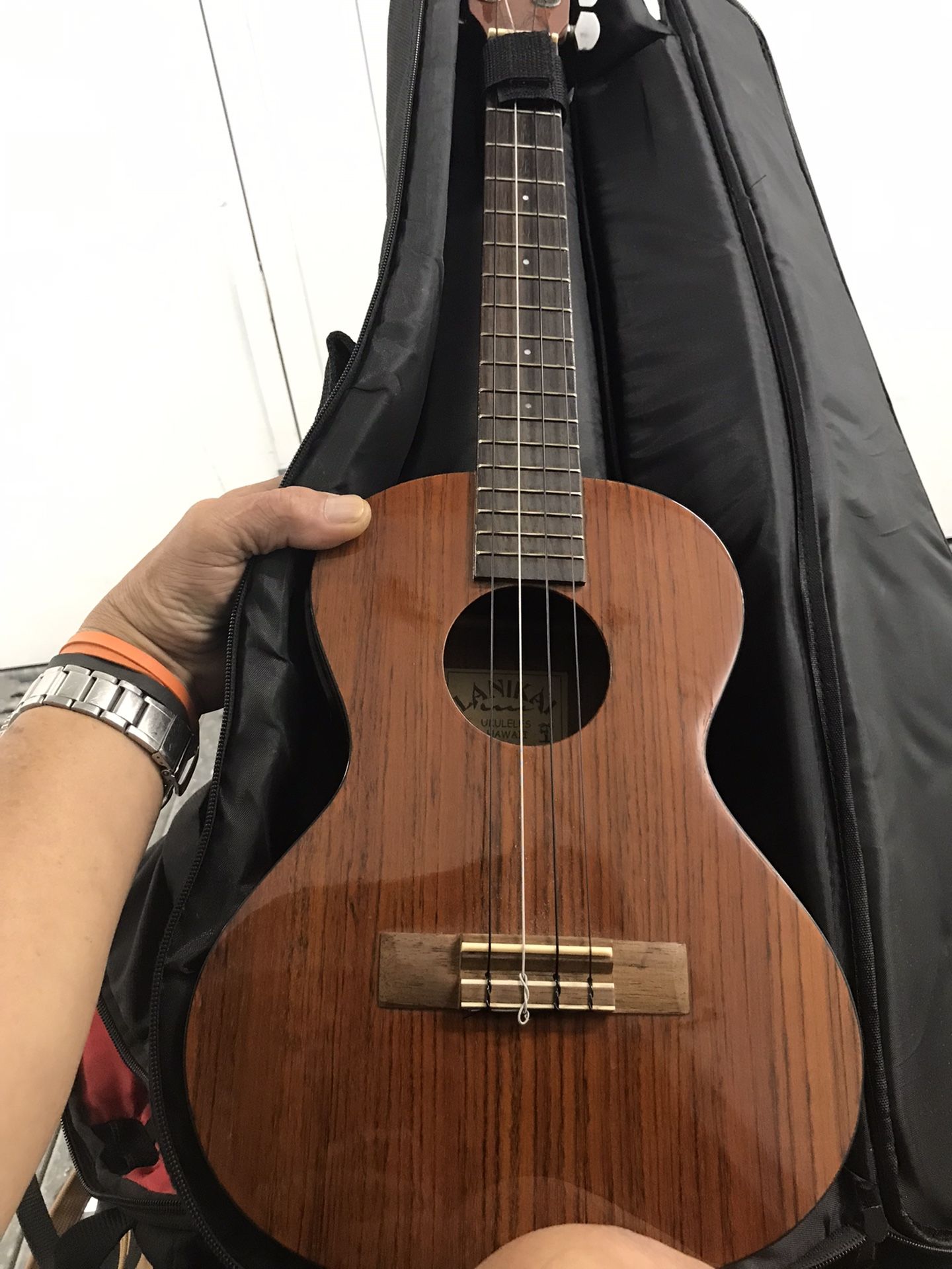 Lanikai  Tenor Ukulele