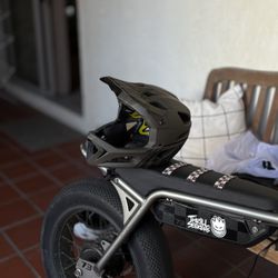 Troy Lee Full Face Helmet, Shoot Me Offers