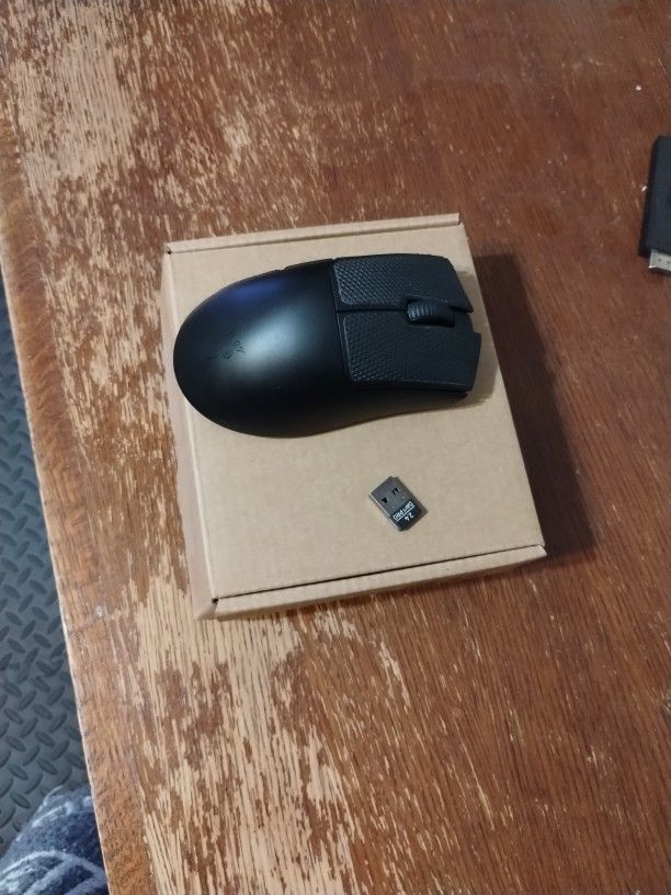 Wireless Razer Deathadder V3 Mouse