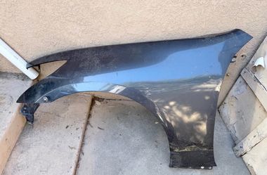 Infiniti 2007 sedan Front Driver Side Fender