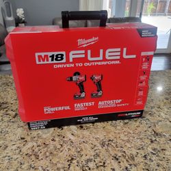 Milwaukee Drill Set New