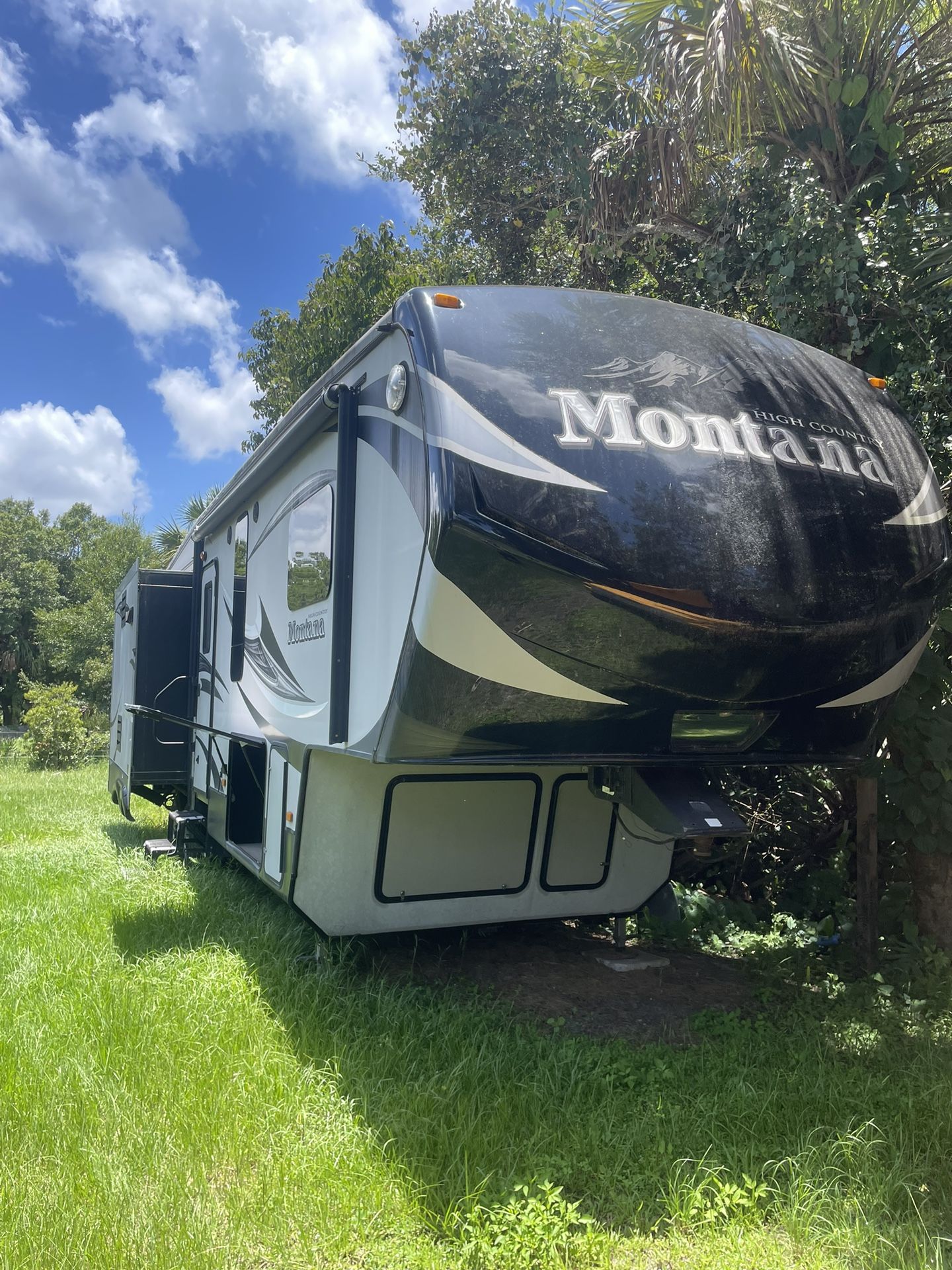 2015 Keystone Montana high country