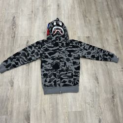 Bape Zip up grey