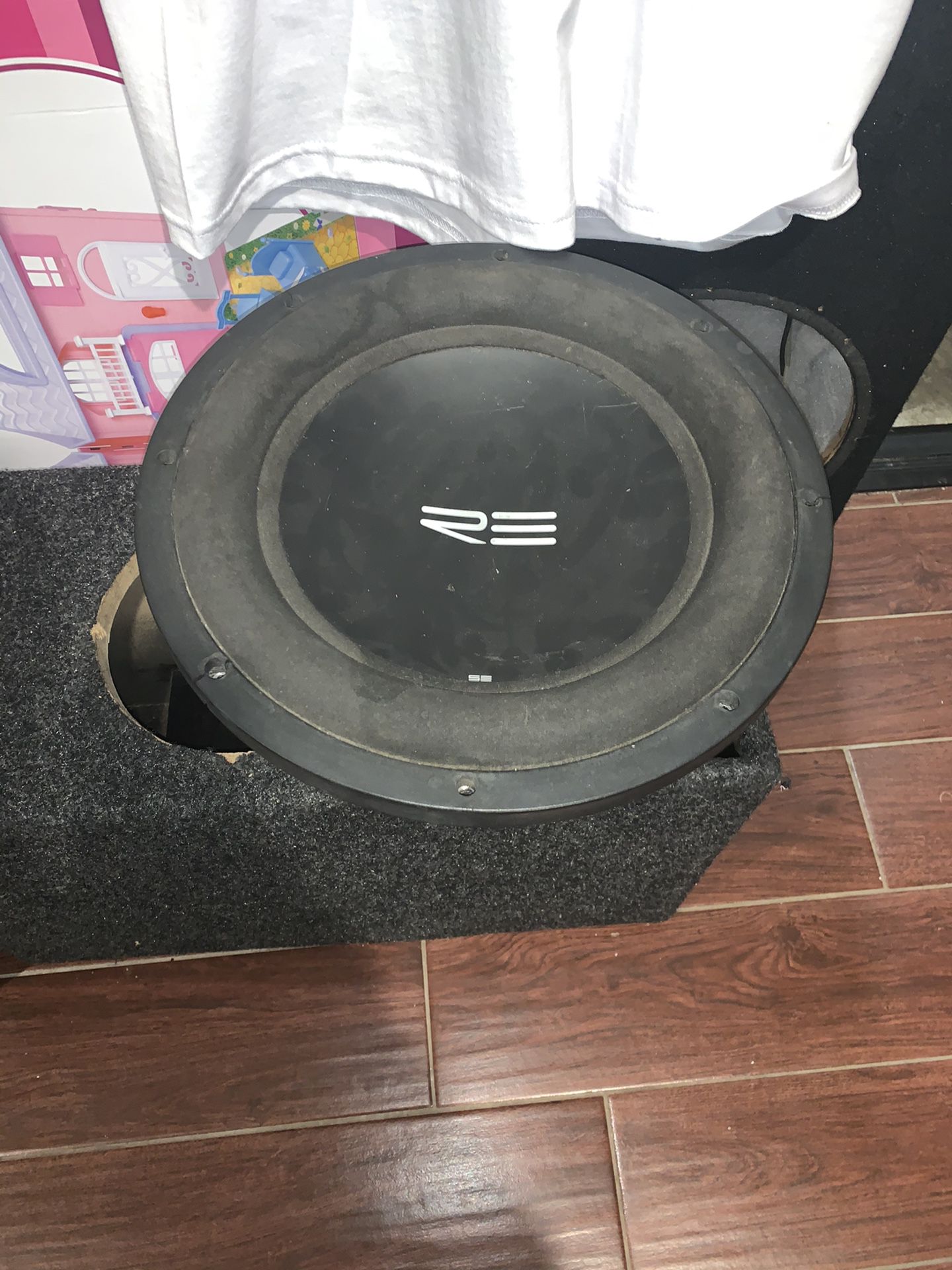 12” re sub (Non working ) for parts or repair (no box)