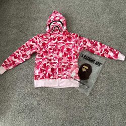Bape Hoodie (Best Price On Offerup!!)
