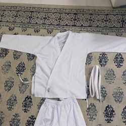 Taekwondo/karate Outfit 